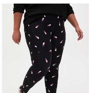 Black Lightning Bolt Active Leggings